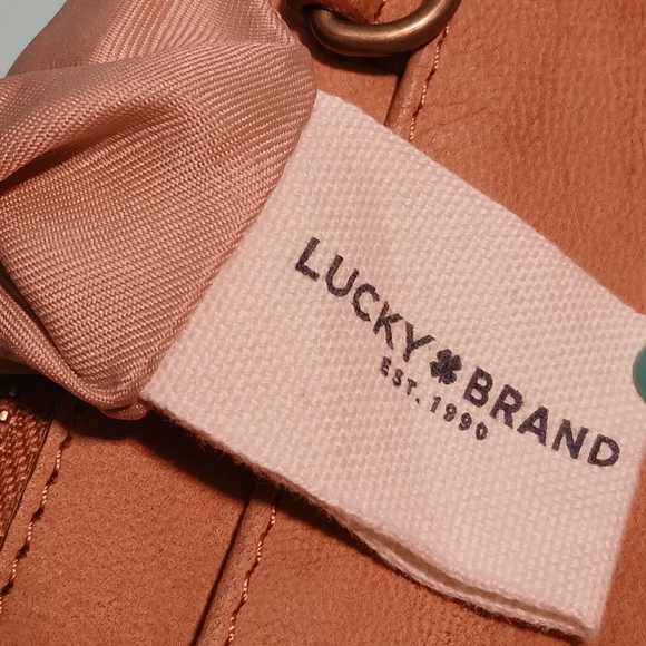 Lucky Brand Tan Leather Crossbody/Wristlet - Picture 7 of 14